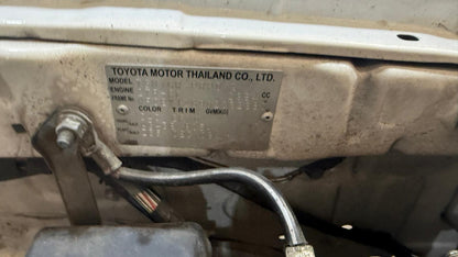 TOYOTA HILUX VII Ute (_N1_, _N2_, _N3_) 2.7 VVTi (TGN16) 2010 white - Centre Console - AU-5-TO-138-I-O