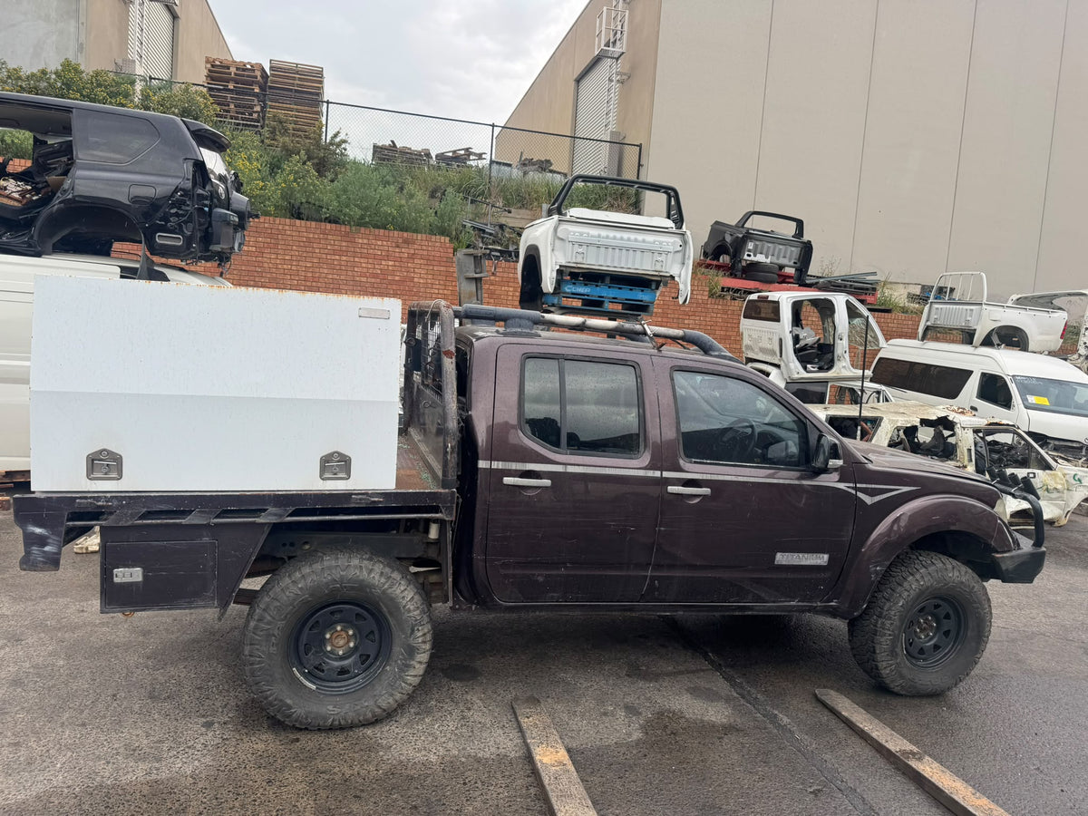 NISSAN NAVARA (D40) 2.5 dCi 4WD 2009 - Alternator - AU-5-NI-19-E-A