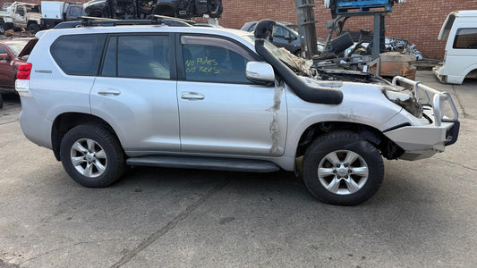 TOYOTA LAND CRUISER PRADO (_J15_) 3.0 D-4D (KDJ150, KDJ155) 2009 - Right Rear Door Handle - Outer - AU-5-TO-141-D-AT