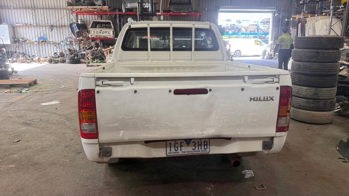 TOYOTA HILUX VII Ute (_N1_, _N2_, _N3_) 2.7 VVTi (TGN16) 2010 white - Right Indicator/Fog/Side - AU-5-TO-138-L-D