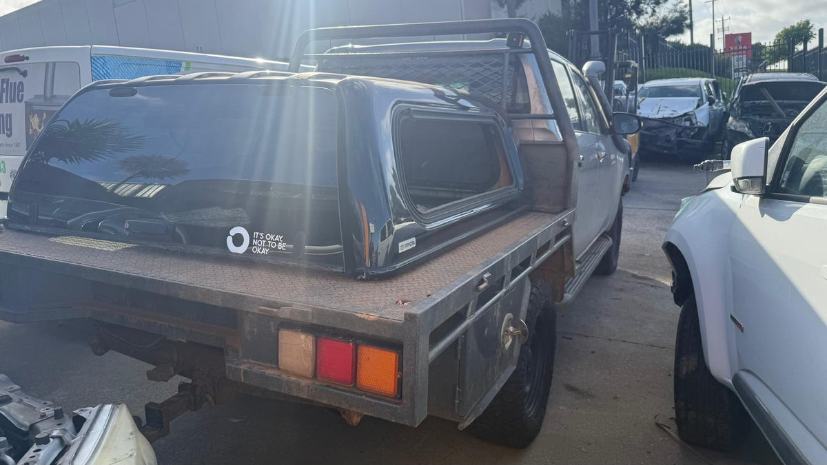TOYOTA HILUX VIII Ute (_N1_) 2.8 D-4D 4WD (GUN126R) 2015 grey - Starter Motor - AU-5-TO-132-E-B