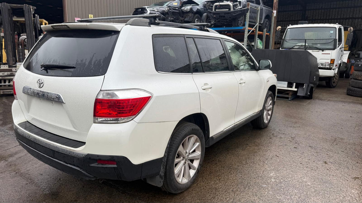TOYOTA KLUGER (_U4_) 3.5 4WD (GSU45R) 2012 - Left Front Door Lock Actuator - AU-5-TO-140-D-AY