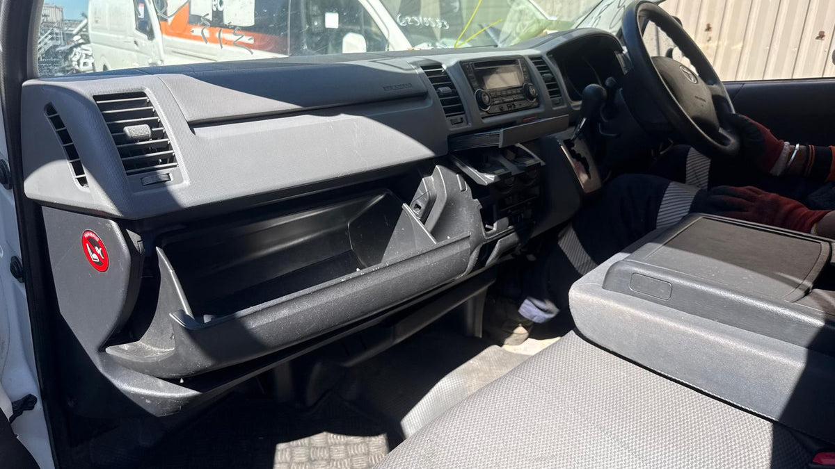 TOYOTA HIACE V Van (TRH2__, KDH2__, LH2__, GDH2__) 3.0 D (KDH221, KDH201) 2012 white - Right Front Window Regulator/Motor - AU-5-TO-147-D-H
