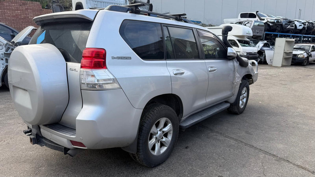 TOYOTA LAND CRUISER PRADO (_J15_) 3.0 D-4D (KDJ150, KDJ155) 2009 - Bonnet Hinge/Strut - AU-5-TO-141-C-H